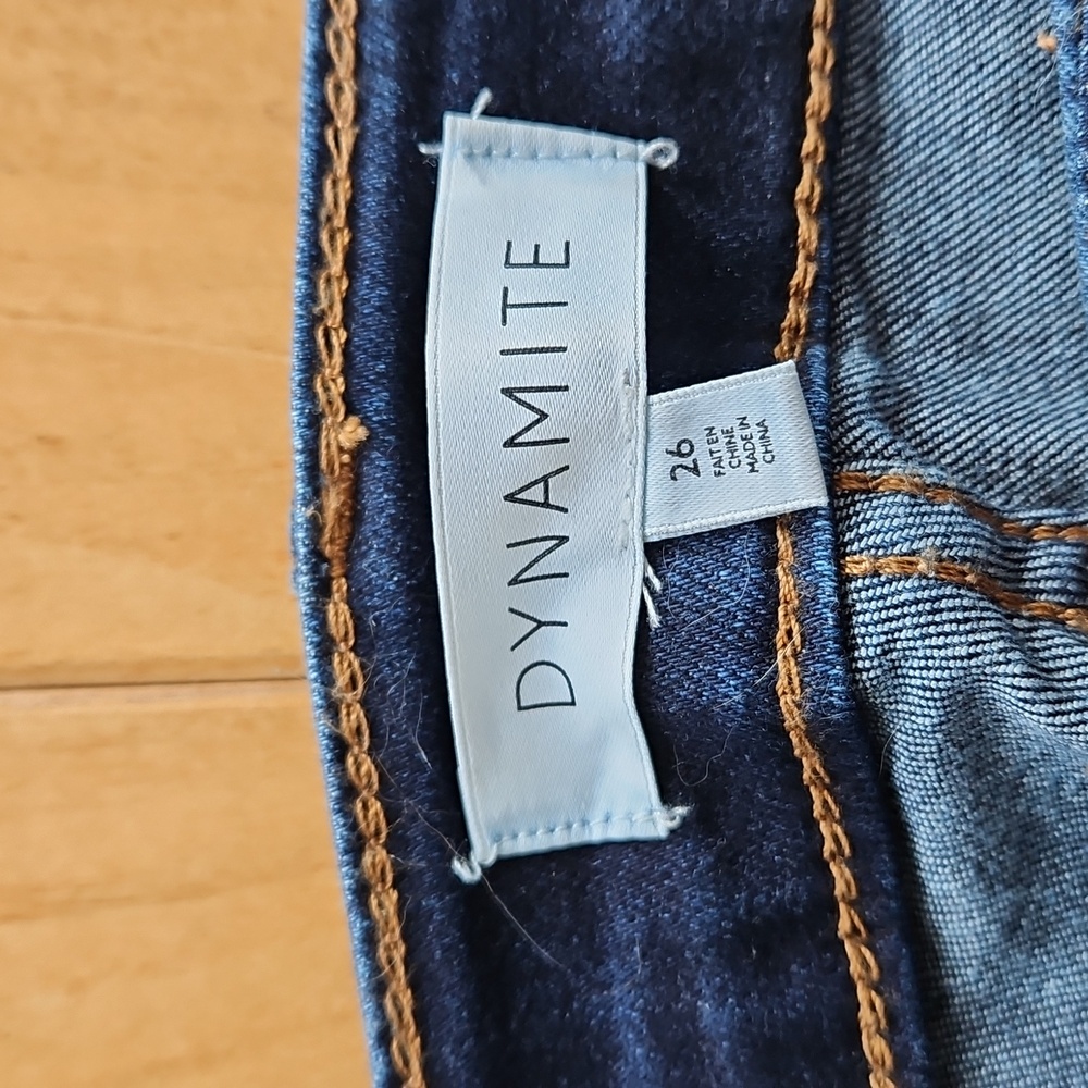 Dynamite High Rise Flared Jeans, Size 26 - Picture 6 of 8